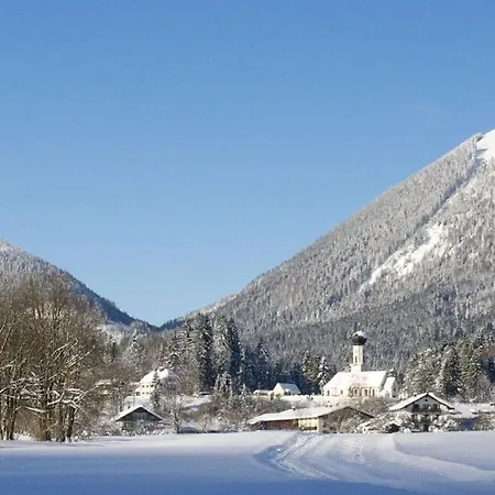 Lovely In Jachenau